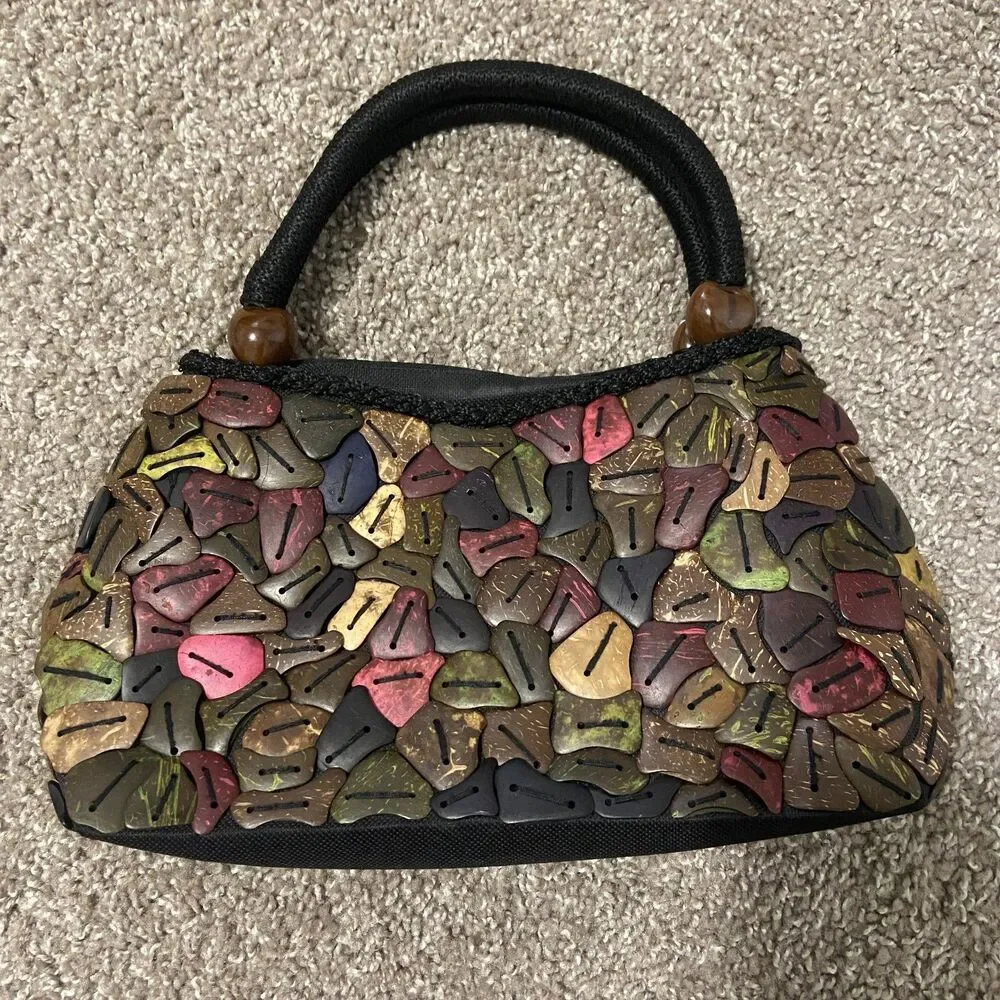 Colorful Coconut Shell Handbag - Picture 2 of 7